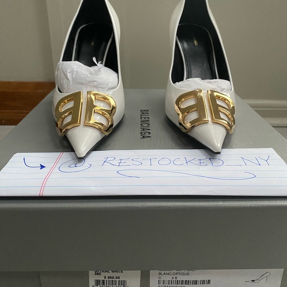 Balenciaga BB Patent Leather Pumps size 38 - Picture 10 of 10